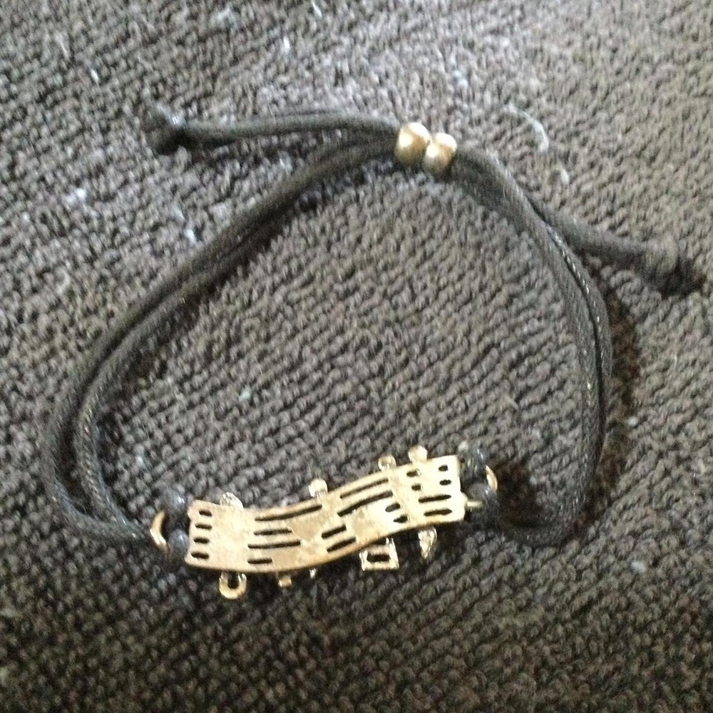 Musical Note Charm Bracelet - Picture 2 of 2